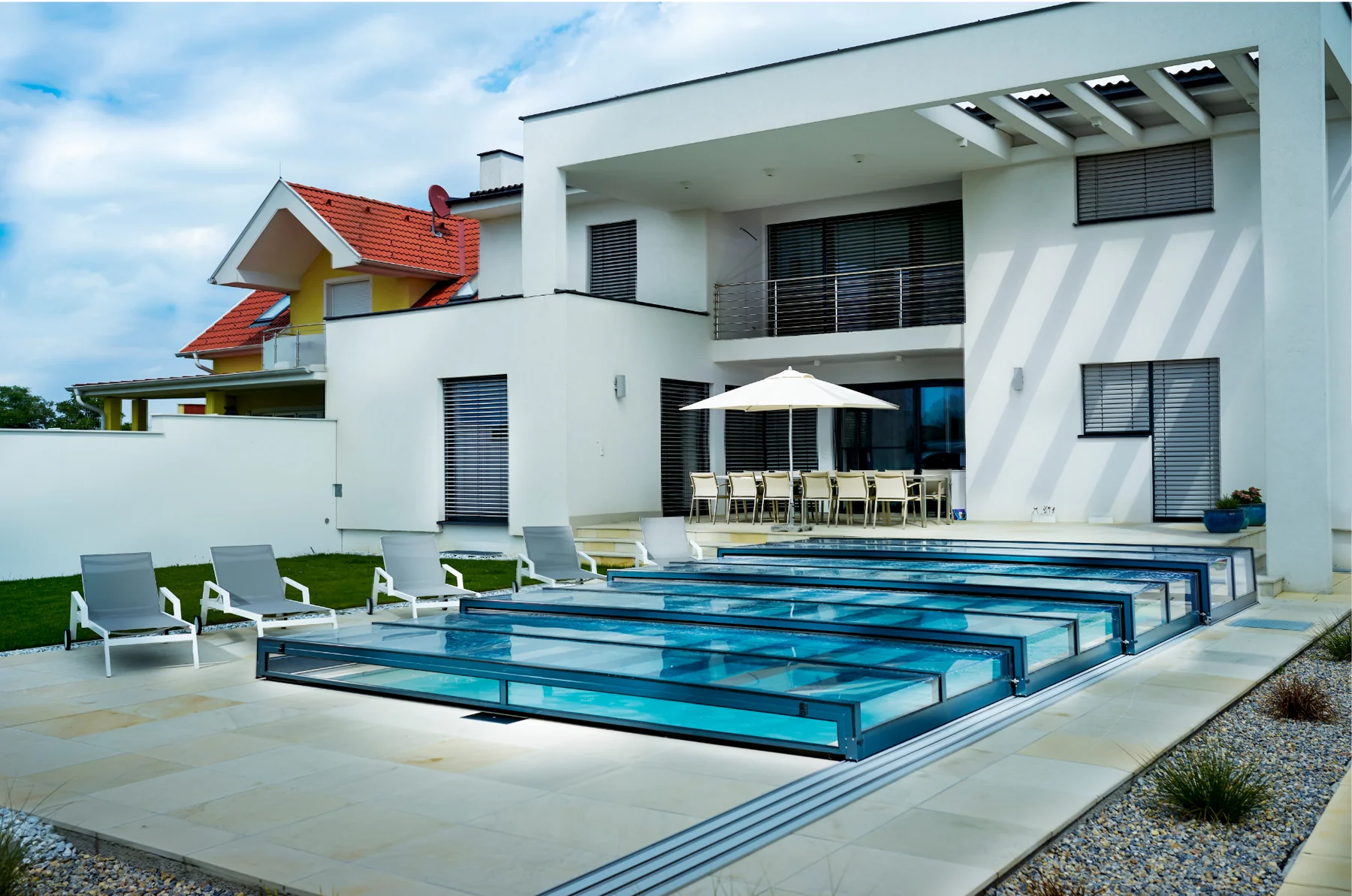 egen pool i halmstad