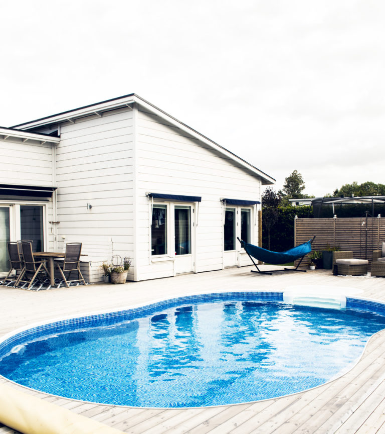Eight pool